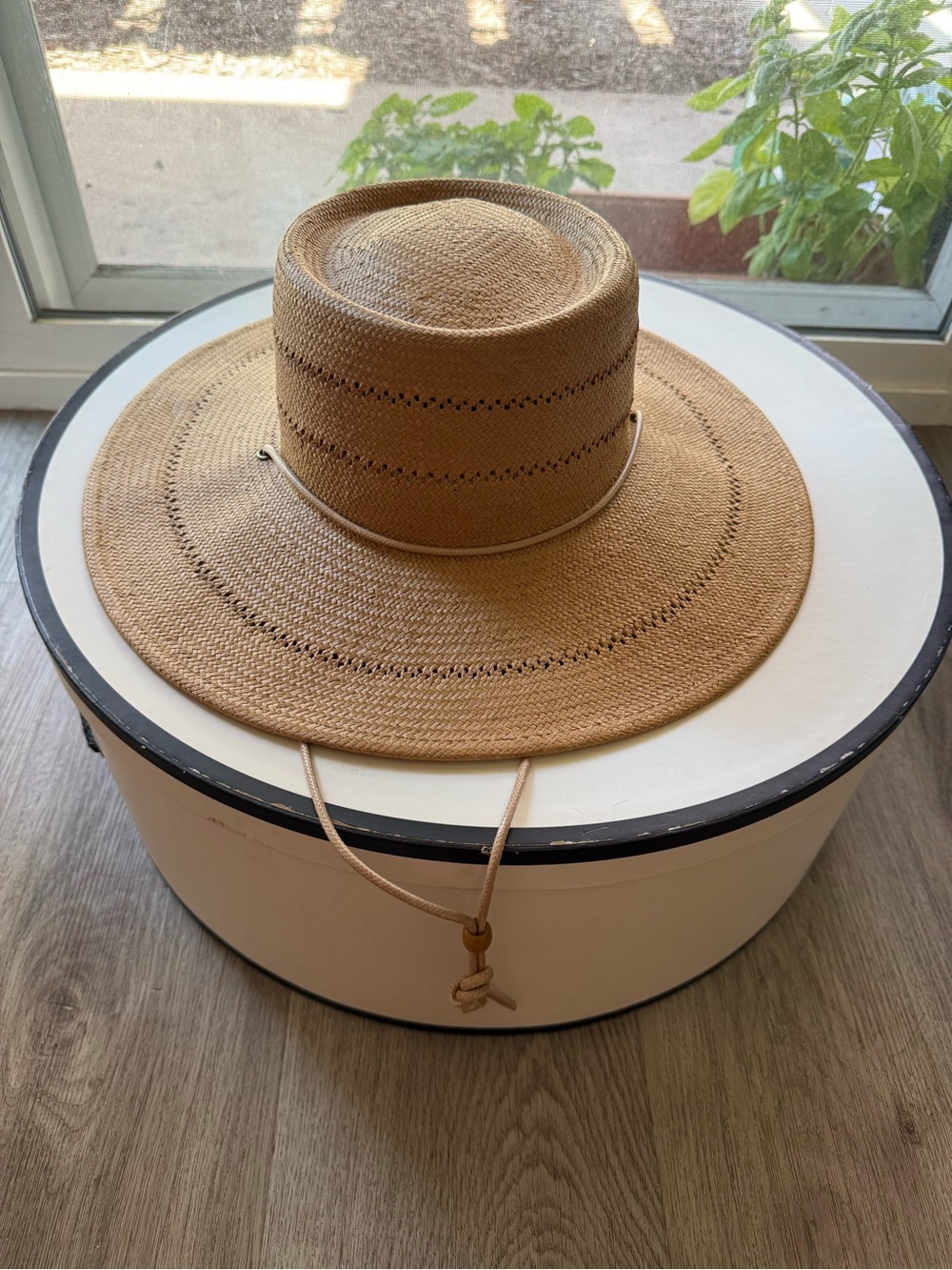 lack of color the jacinto brown tan paper straw boater summer sun hat small NEW